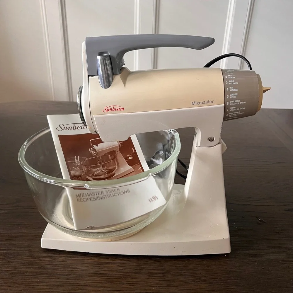 Sunbeam Mixmaster Stand Mixer Vintage Cream Grey with Glass Bowl and Manual